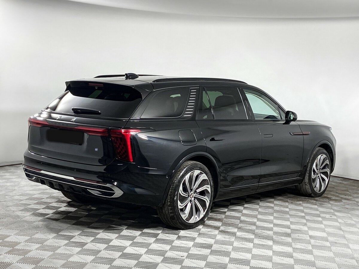 Hongqi E-HS9 2023 года с пробегом. Фото: #4