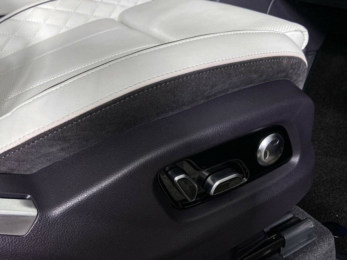 Hongqi E-HS9 2023 года с пробегом. Фото: #20