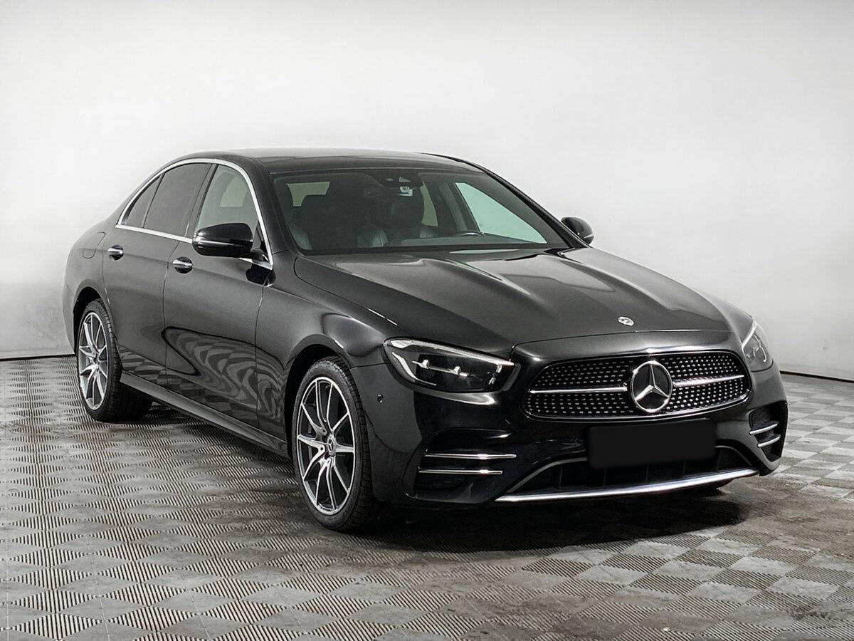 Mercedes-Benz E-Класс 2021 года с пробегом. Фото: #2