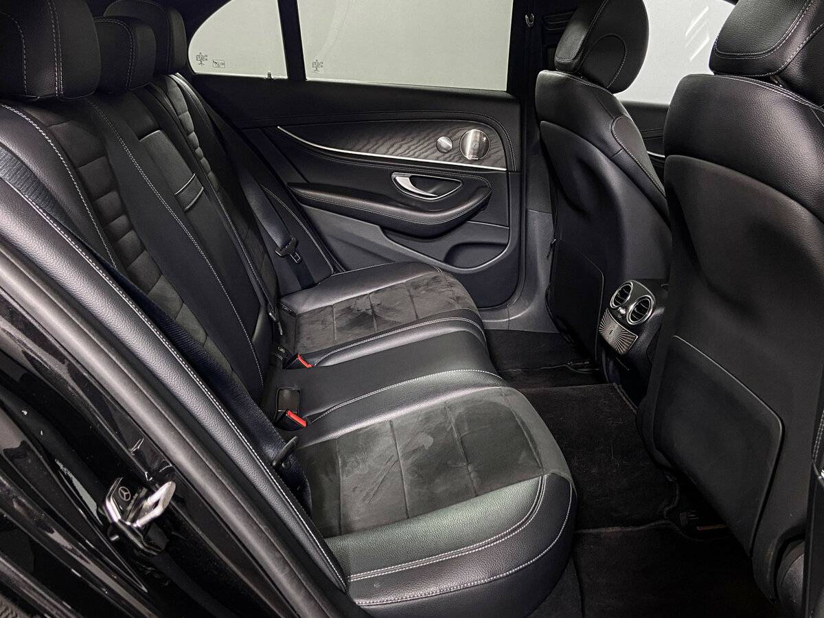 Mercedes-Benz E-Класс 2021 года с пробегом. Фото: #9