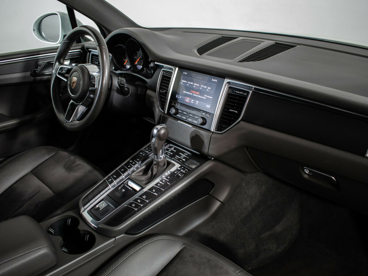 Porsche Macan 2018 года с пробегом. Фото: #8