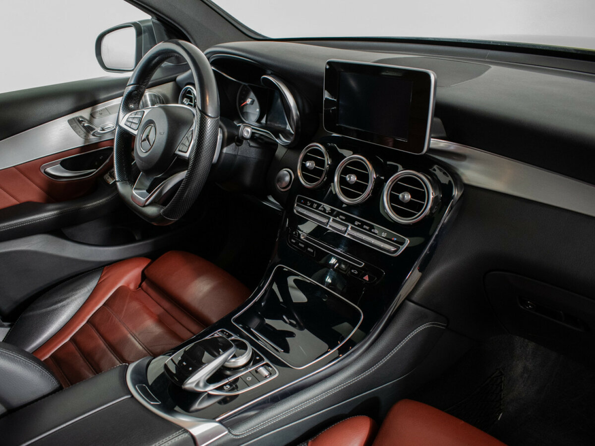 Mercedes-Benz GLC Coupe 2017 года с пробегом. Фото: #8