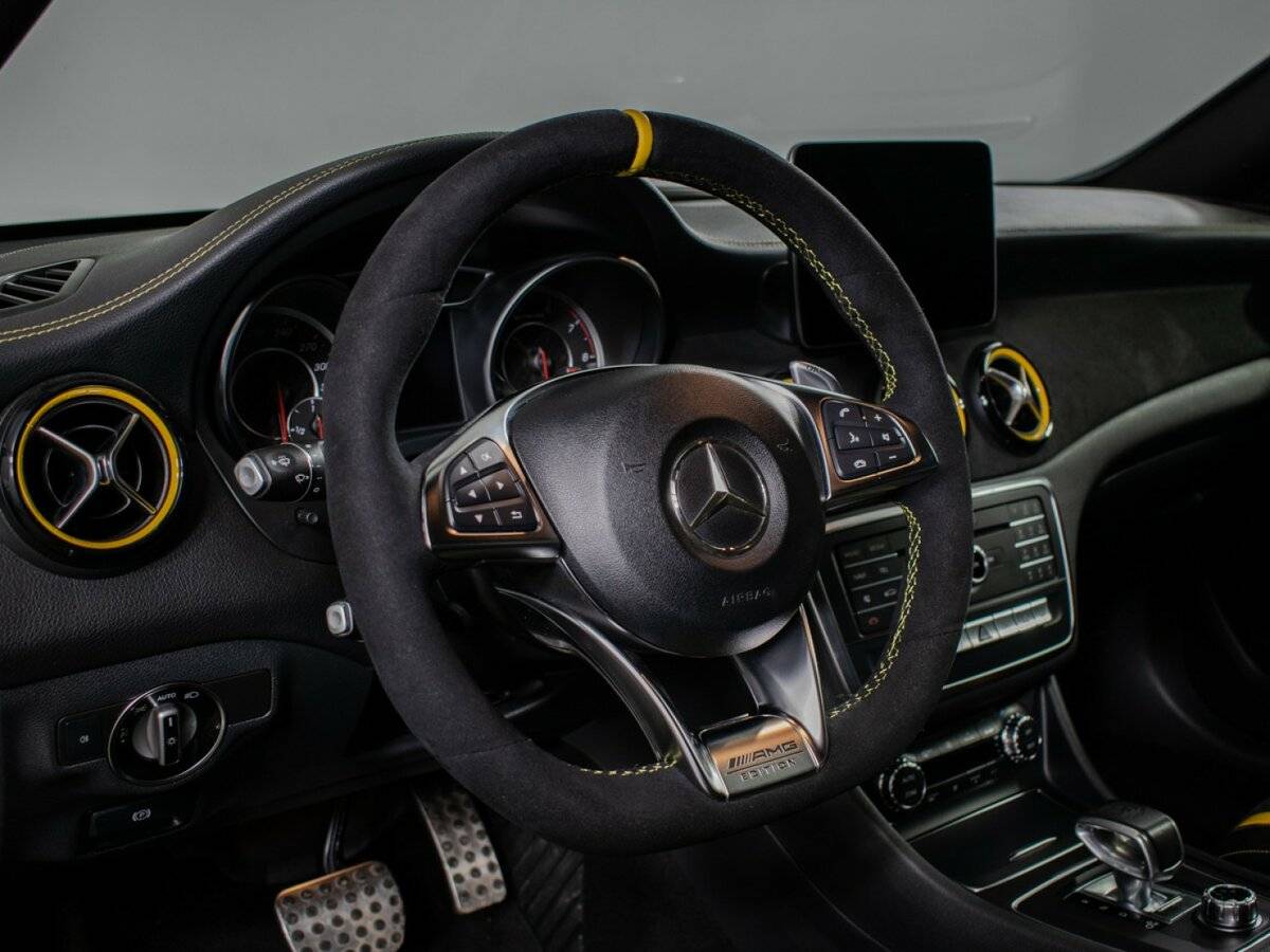 Mercedes-Benz GLA AMG 2018 года с пробегом. Фото: #16