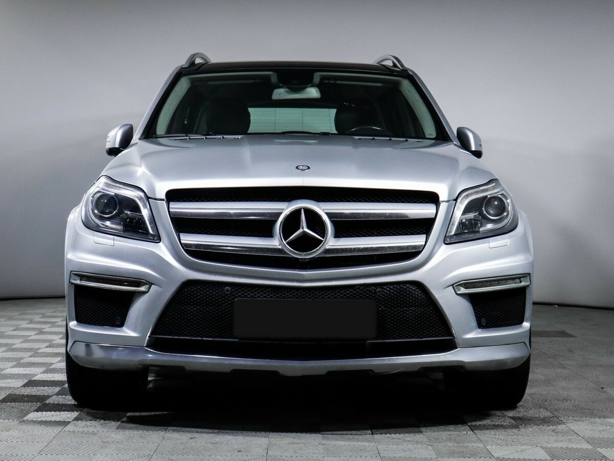 Mercedes-Benz GL-Класс 2013 года с пробегом. Фото: #1