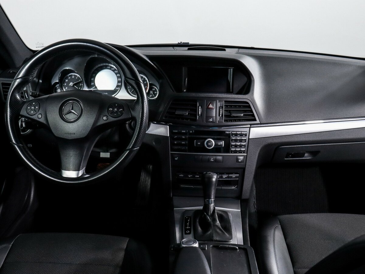 Mercedes-Benz E-Класс 2010 года с пробегом. Фото: #9