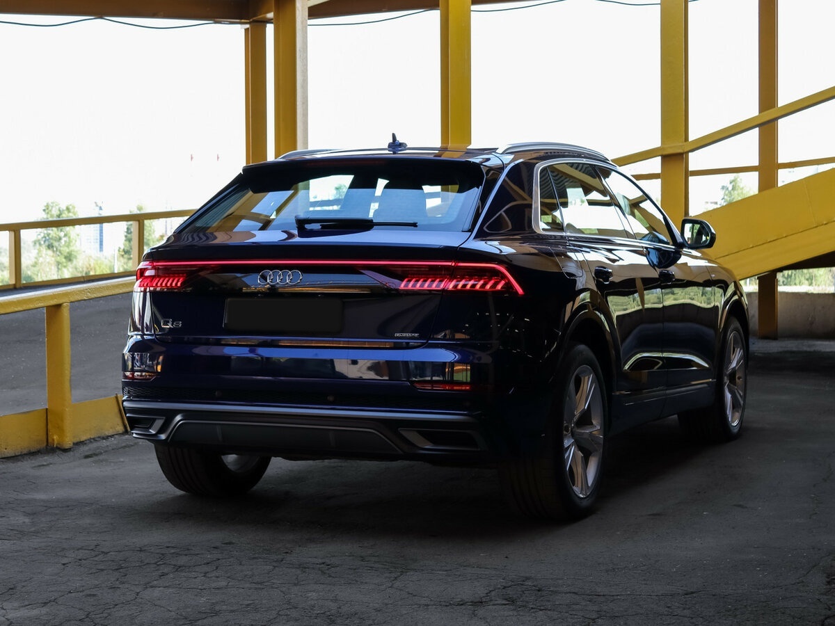 Audi Q8 2021 года с пробегом. Фото: #4