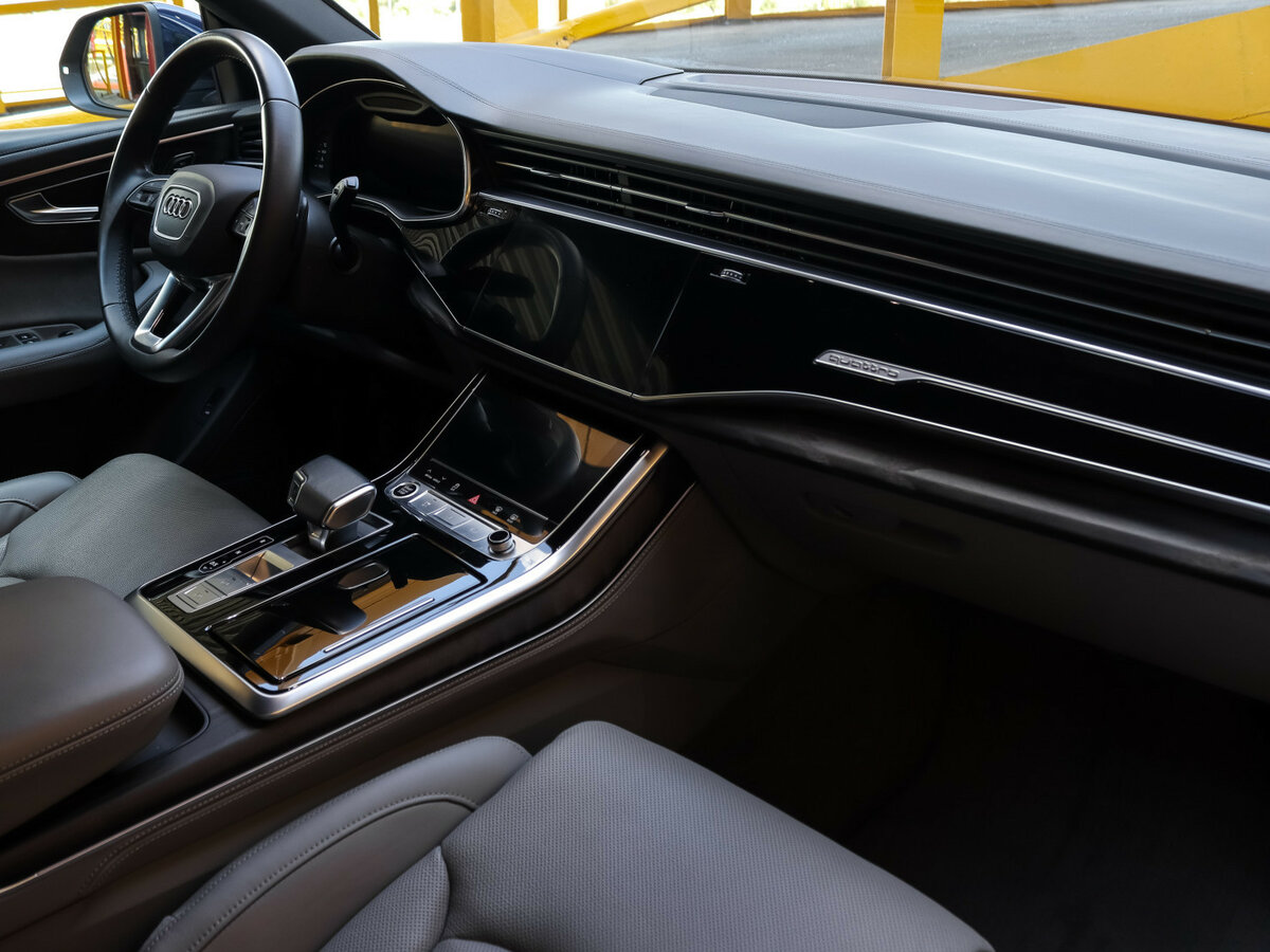 Audi Q8 2021 года с пробегом. Фото: #8