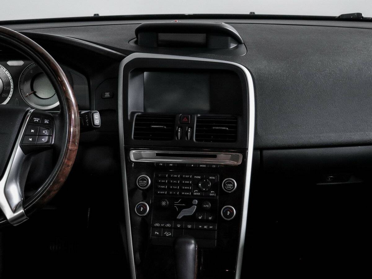 Volvo XC60 2010 года с пробегом. Фото: #10