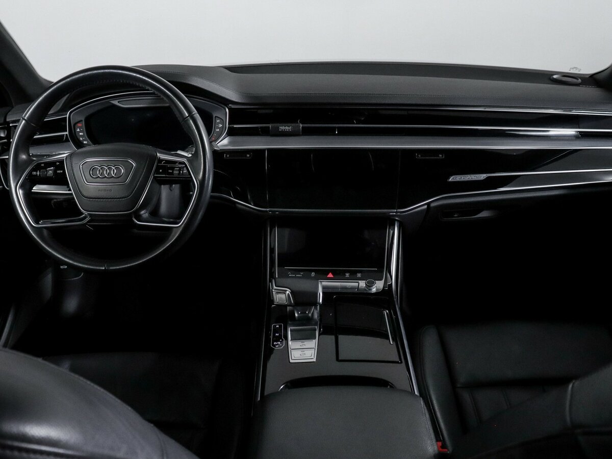 Audi A8 2019 года с пробегом. Фото: #11