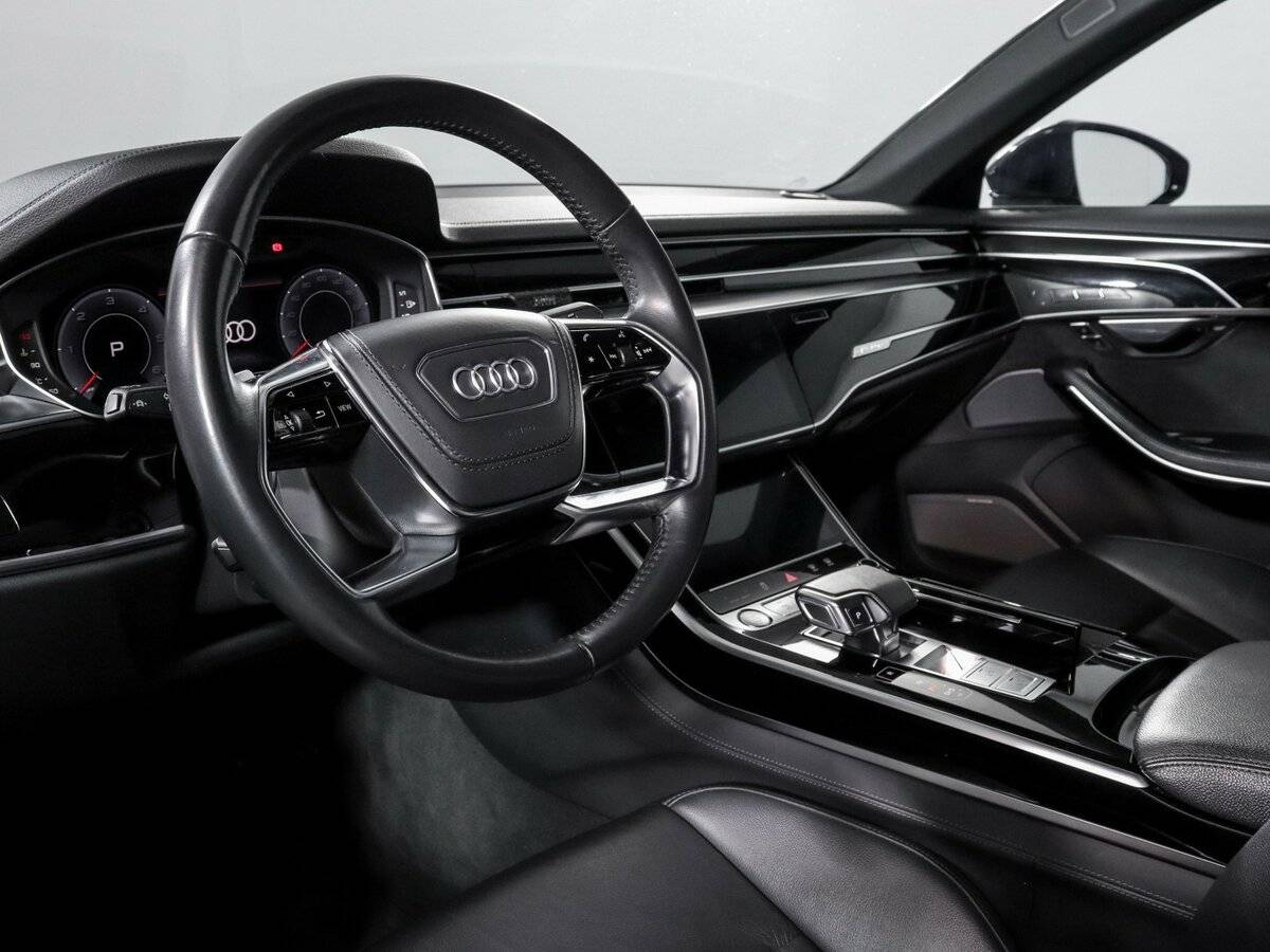 Audi A8 2019 года с пробегом. Фото: #12