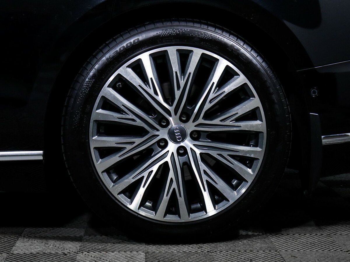 Audi A8 2019 года с пробегом. Фото: #13