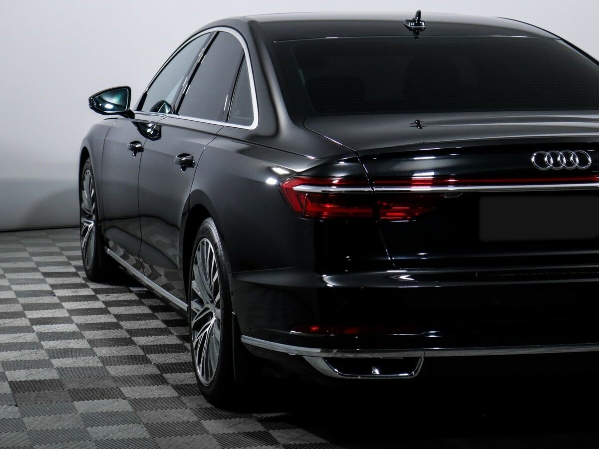 Audi A8 2019 года с пробегом. Фото: #17