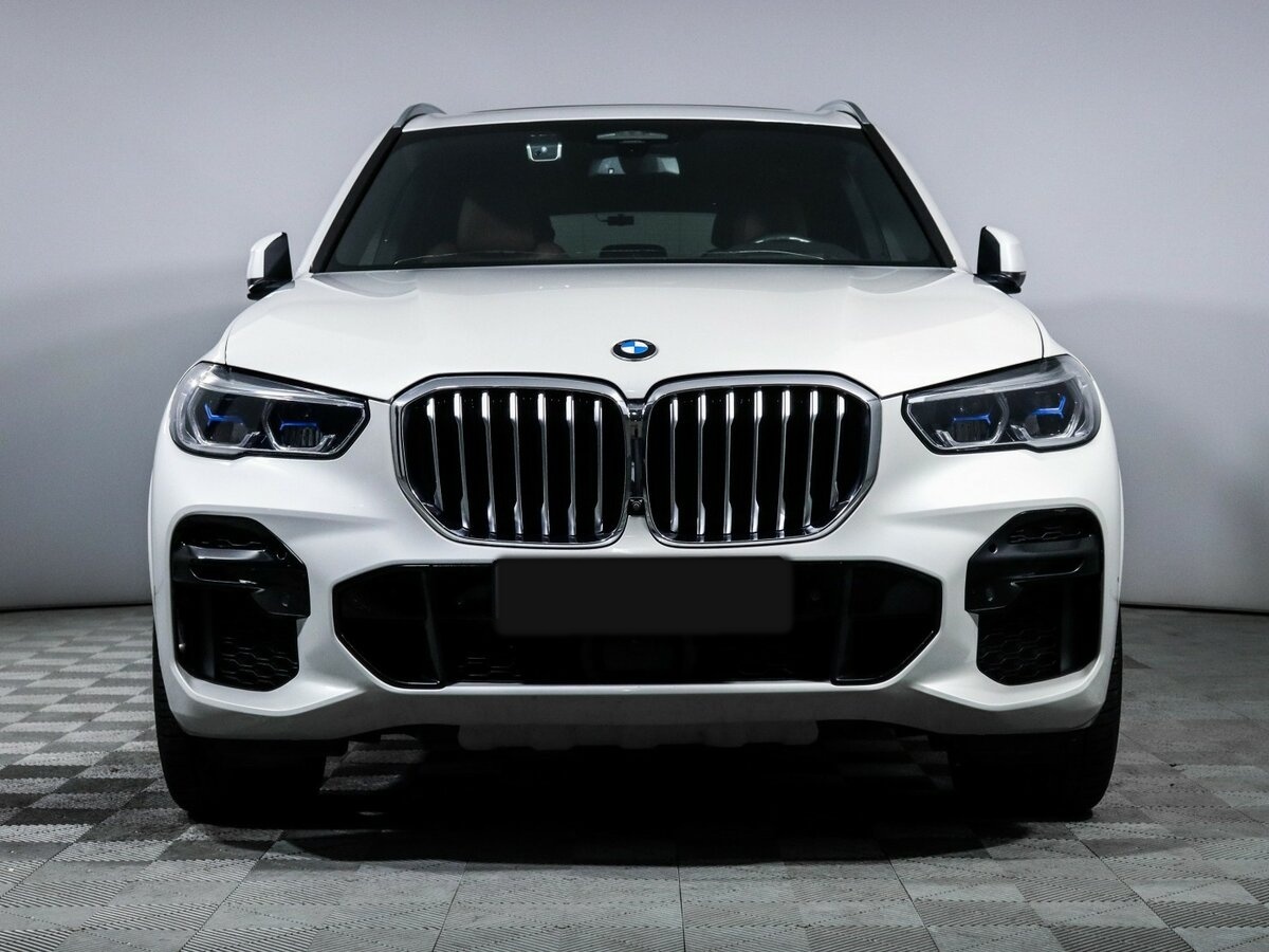 BMW X5 2022 года с пробегом. Фото: #1