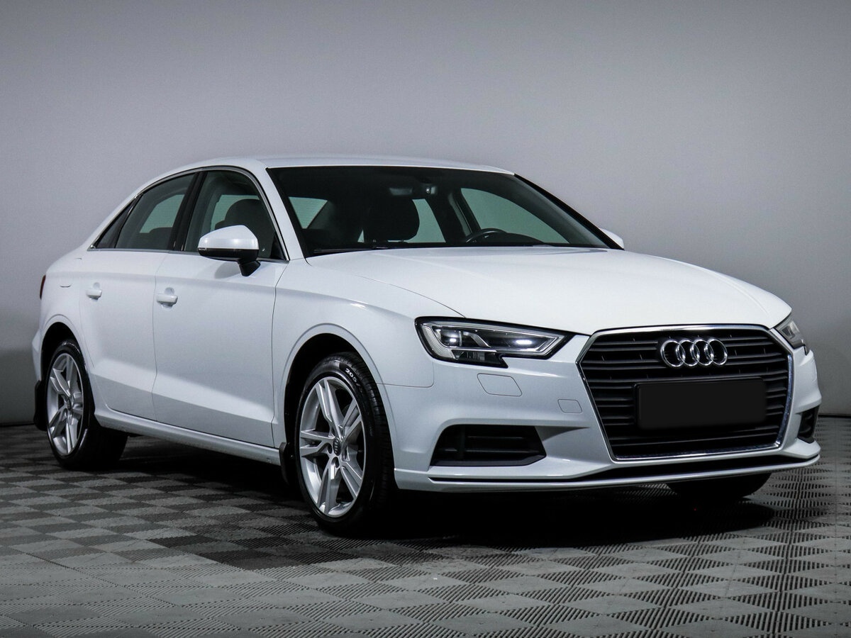 Audi A3 2018 года с пробегом. Фото: #2