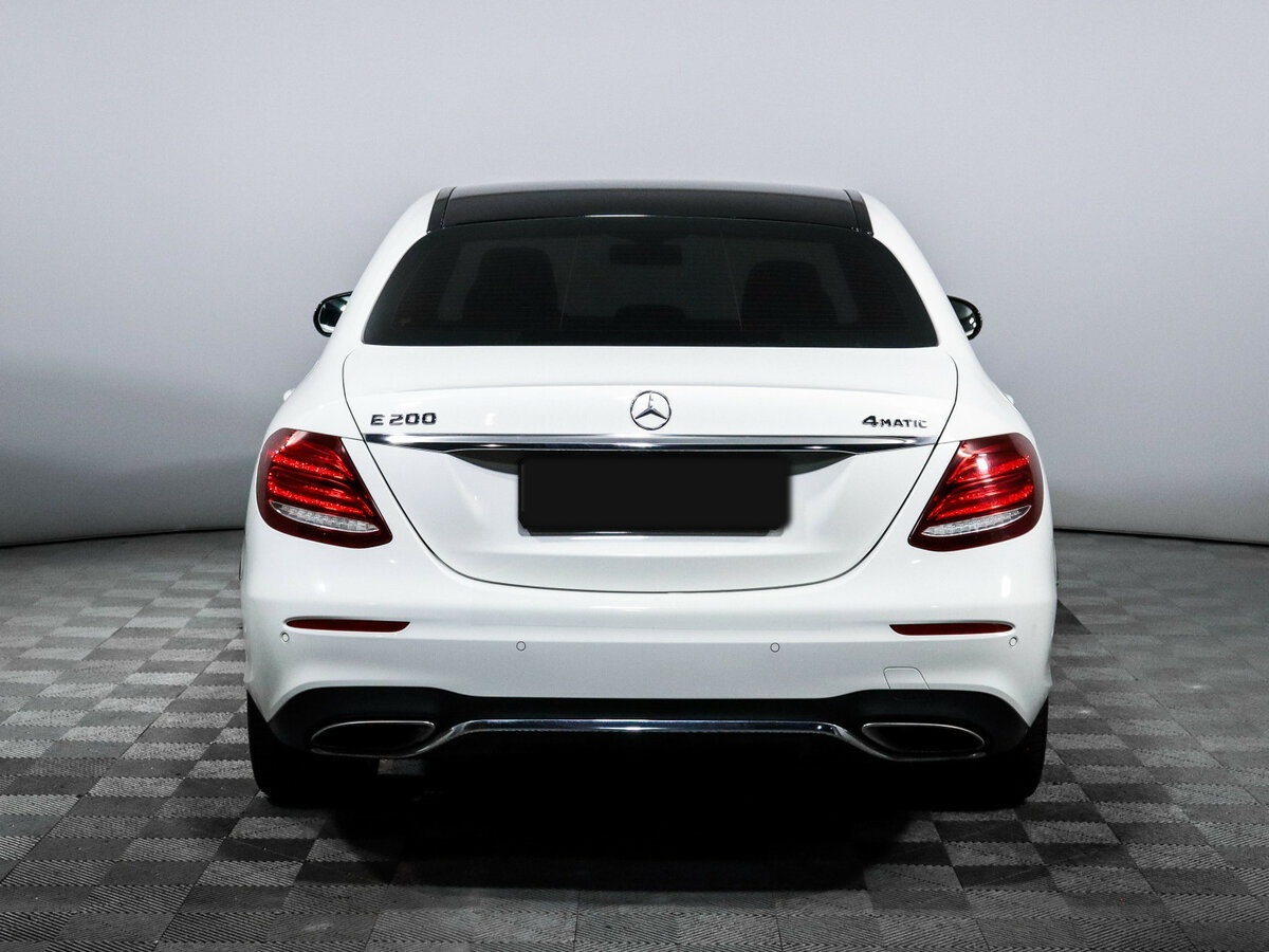 Mercedes-Benz E-Класс 2019 года с пробегом. Фото: #4