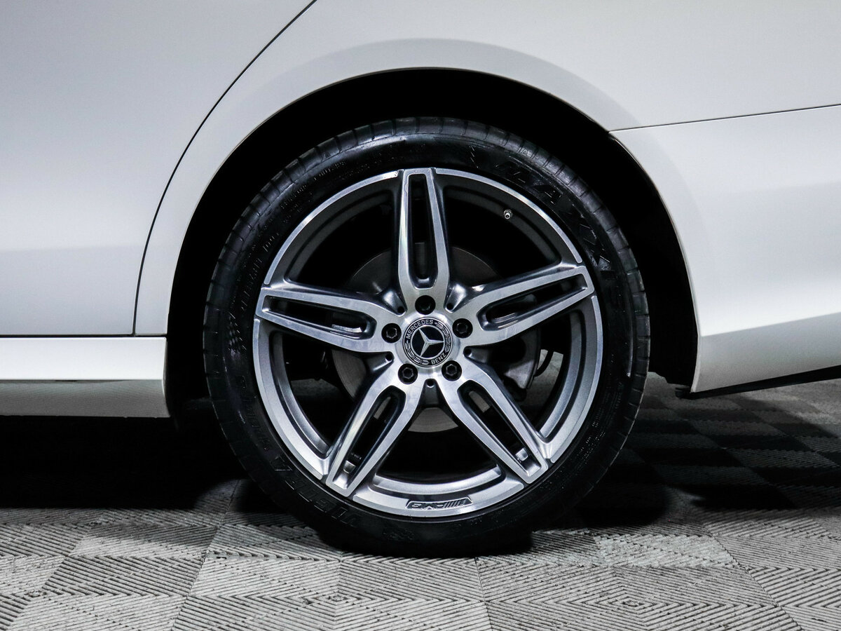 Mercedes-Benz E-Класс 2019 года с пробегом. Фото: #11