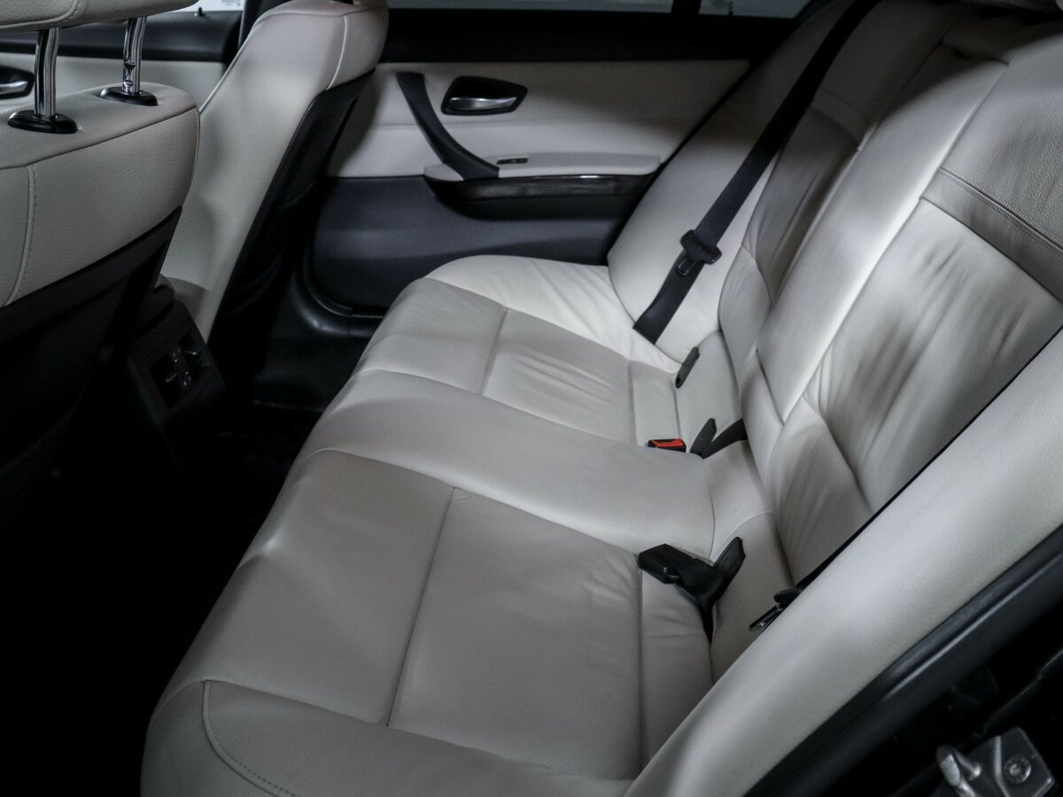 BMW 3 серии 2011 года с пробегом. Фото: #7