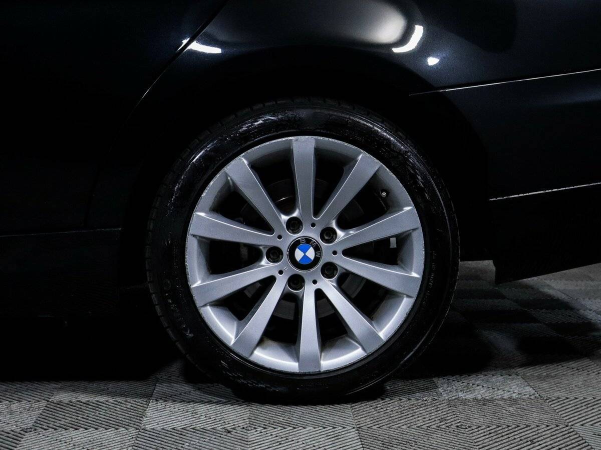 BMW 3 серии 2011 года с пробегом. Фото: #11