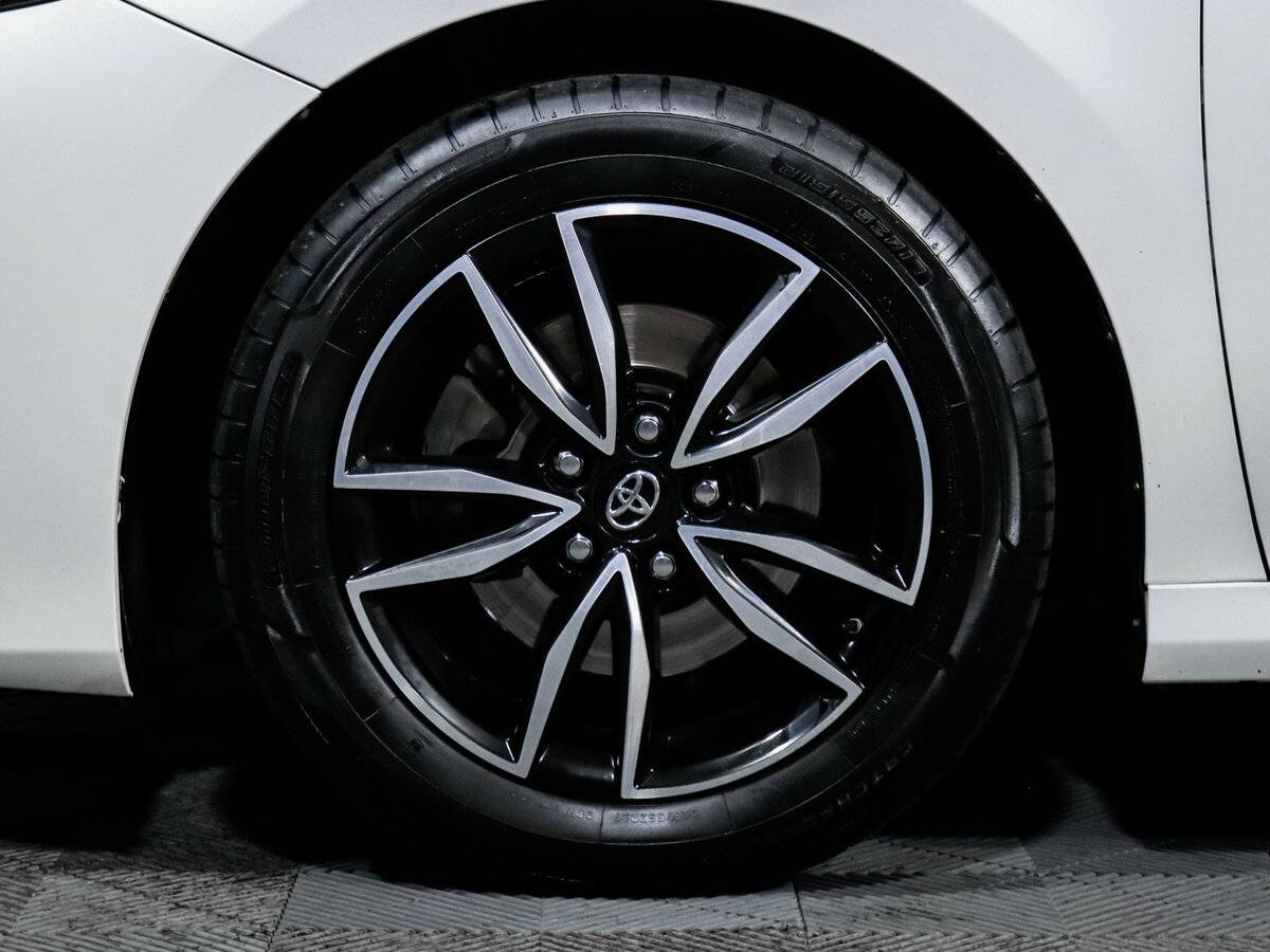 Toyota Camry 2020 года с пробегом. Фото: #11