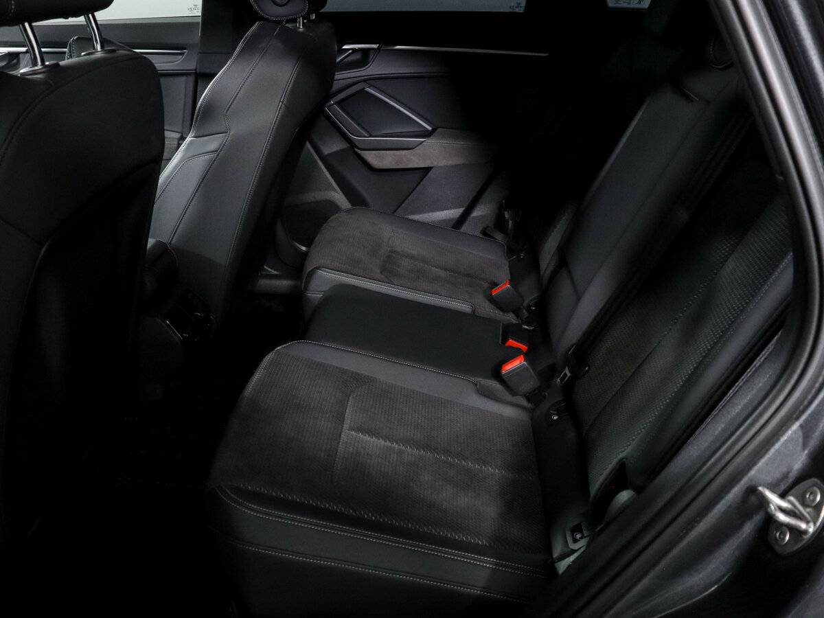 Audi Q3 2021 года с пробегом. Фото: #7