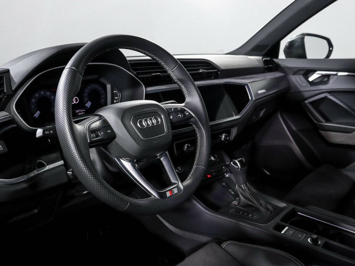 Audi Q3 2021 года с пробегом. Фото: #10