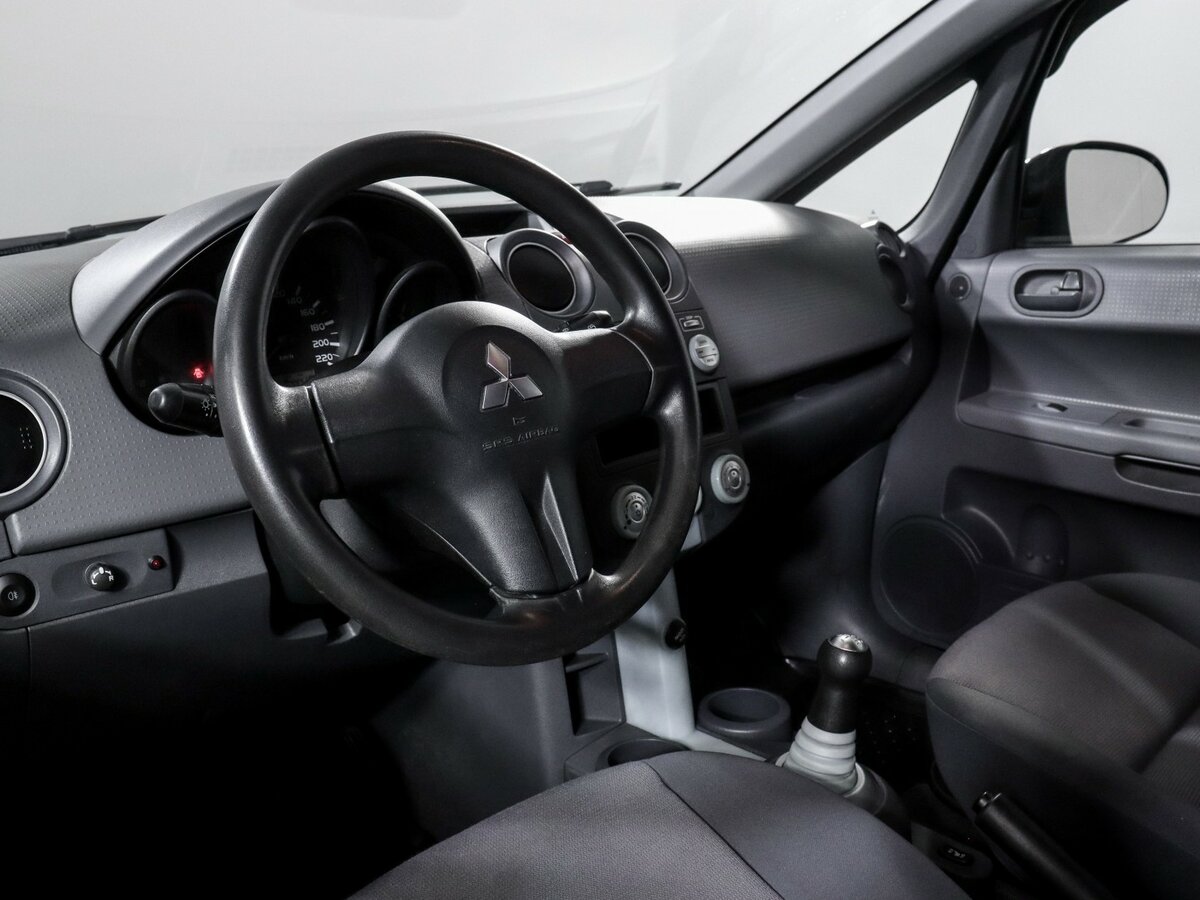 Mitsubishi Colt 2006 года с пробегом. Фото: #10