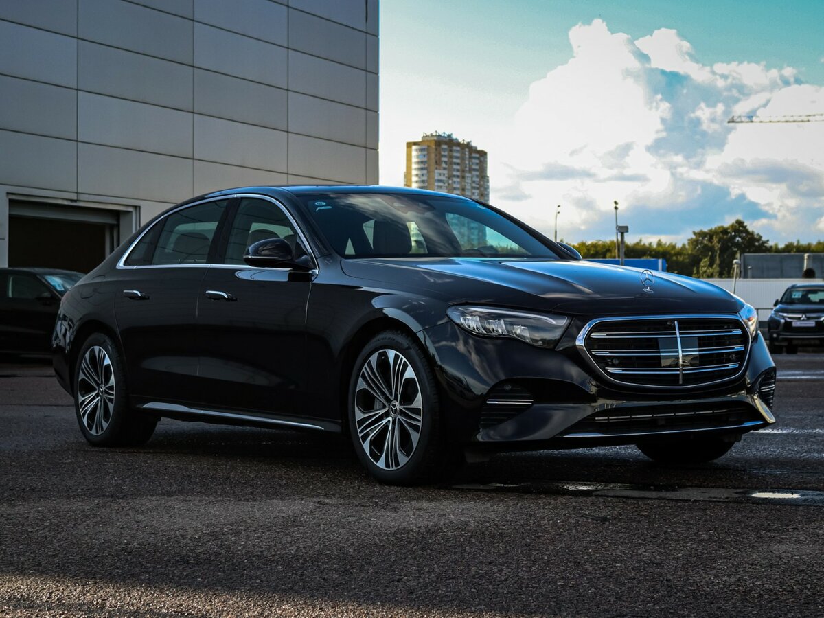 Mercedes-Benz E-Класс 2024 года с пробегом. Фото: #2
