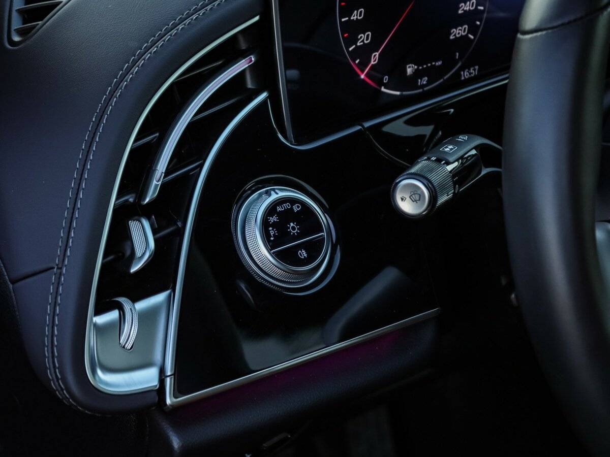 Mercedes-Benz E-Класс 2024 года с пробегом. Фото: #18