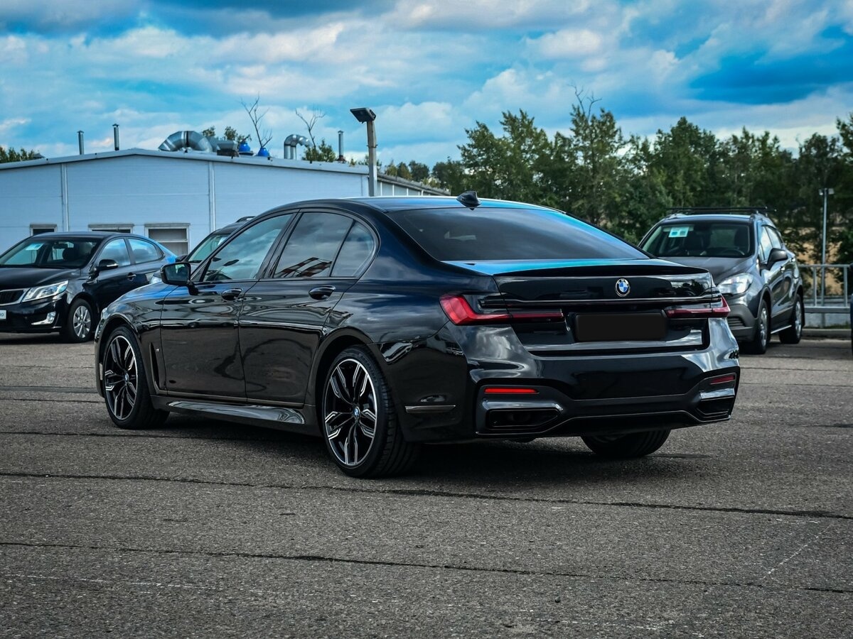 BMW 7 серии 2020 года с пробегом. Фото: #6