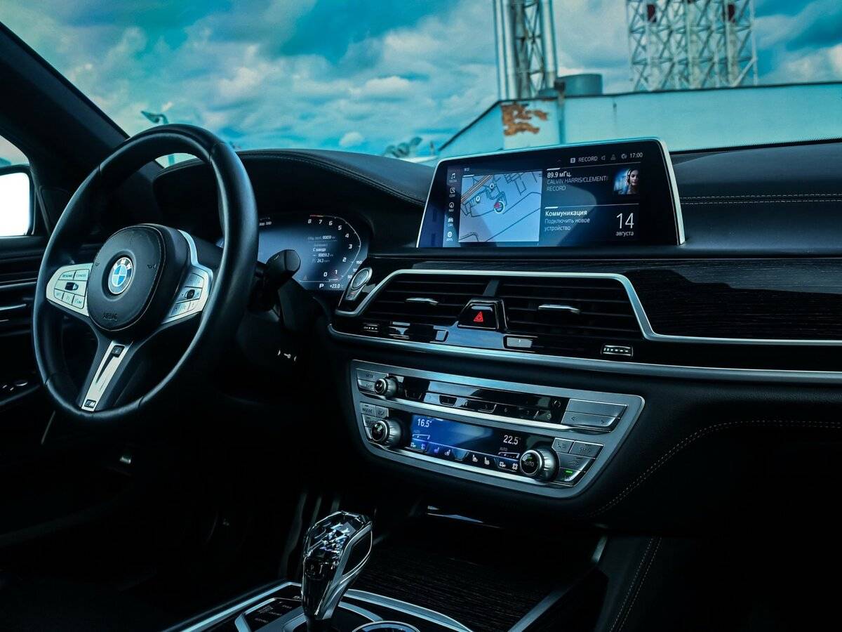 BMW 7 серии 2020 года с пробегом. Фото: #8