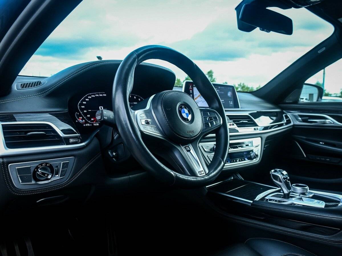 BMW 7 серии 2020 года с пробегом. Фото: #12