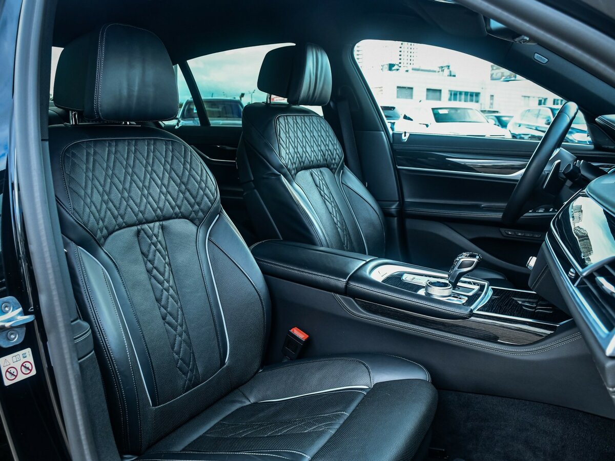 BMW 7 серии 2020 года с пробегом. Фото: #18