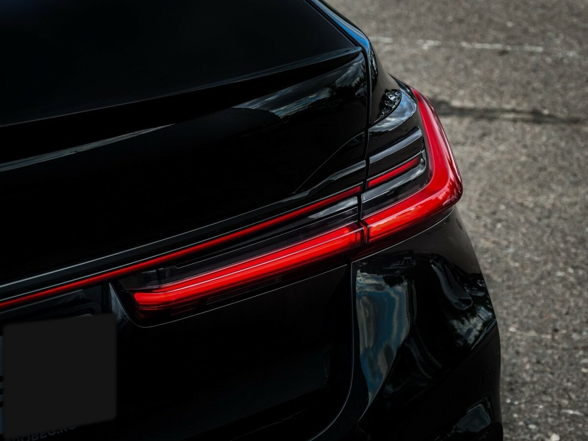 BMW 7 серии 2020 года с пробегом. Фото: #21