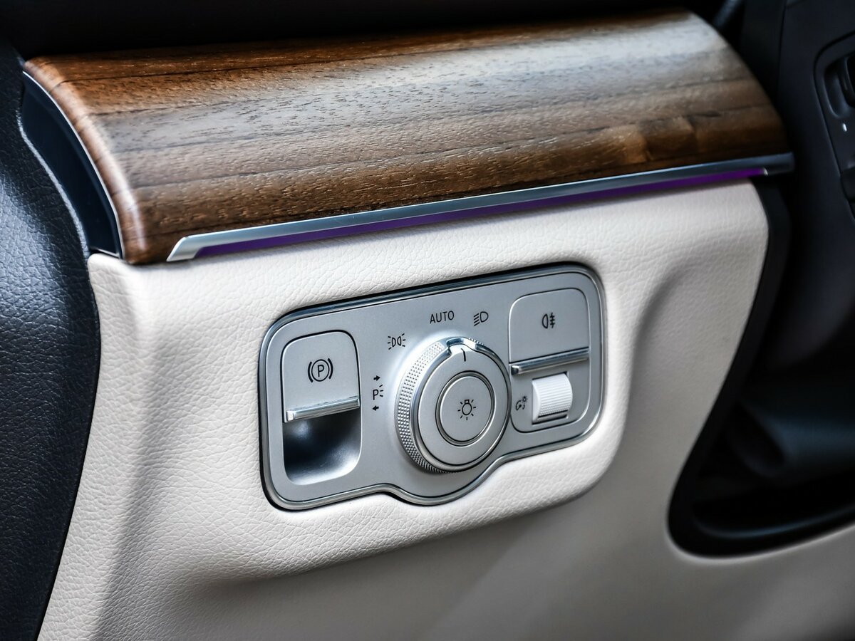 Mercedes-Benz GLE 2020 года с пробегом. Фото: #26