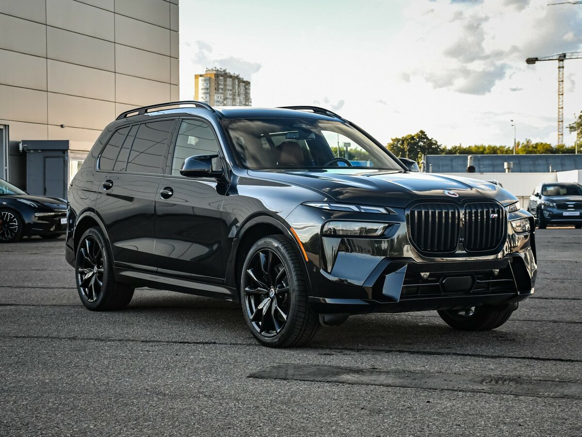 BMW X7 2022 года с пробегом. Фото: #2