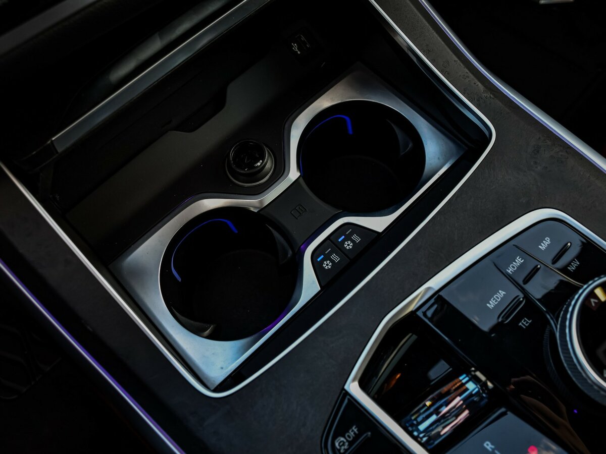 BMW X7 2022 года с пробегом. Фото: #24