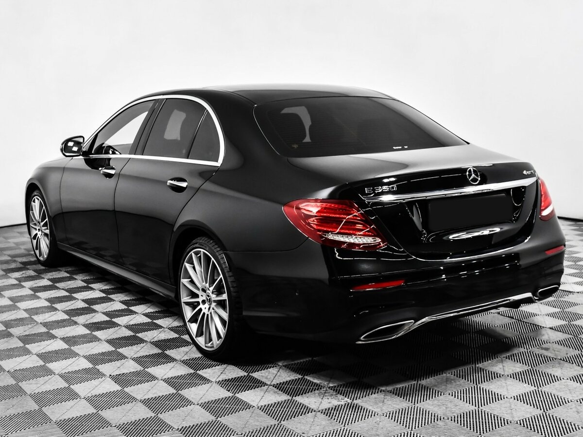 Mercedes-Benz E-Класс 2020 года с пробегом. Фото: #6