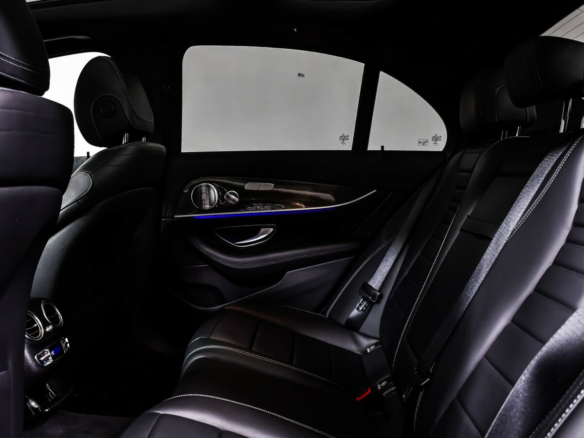 Mercedes-Benz E-Класс 2020 года с пробегом. Фото: #12