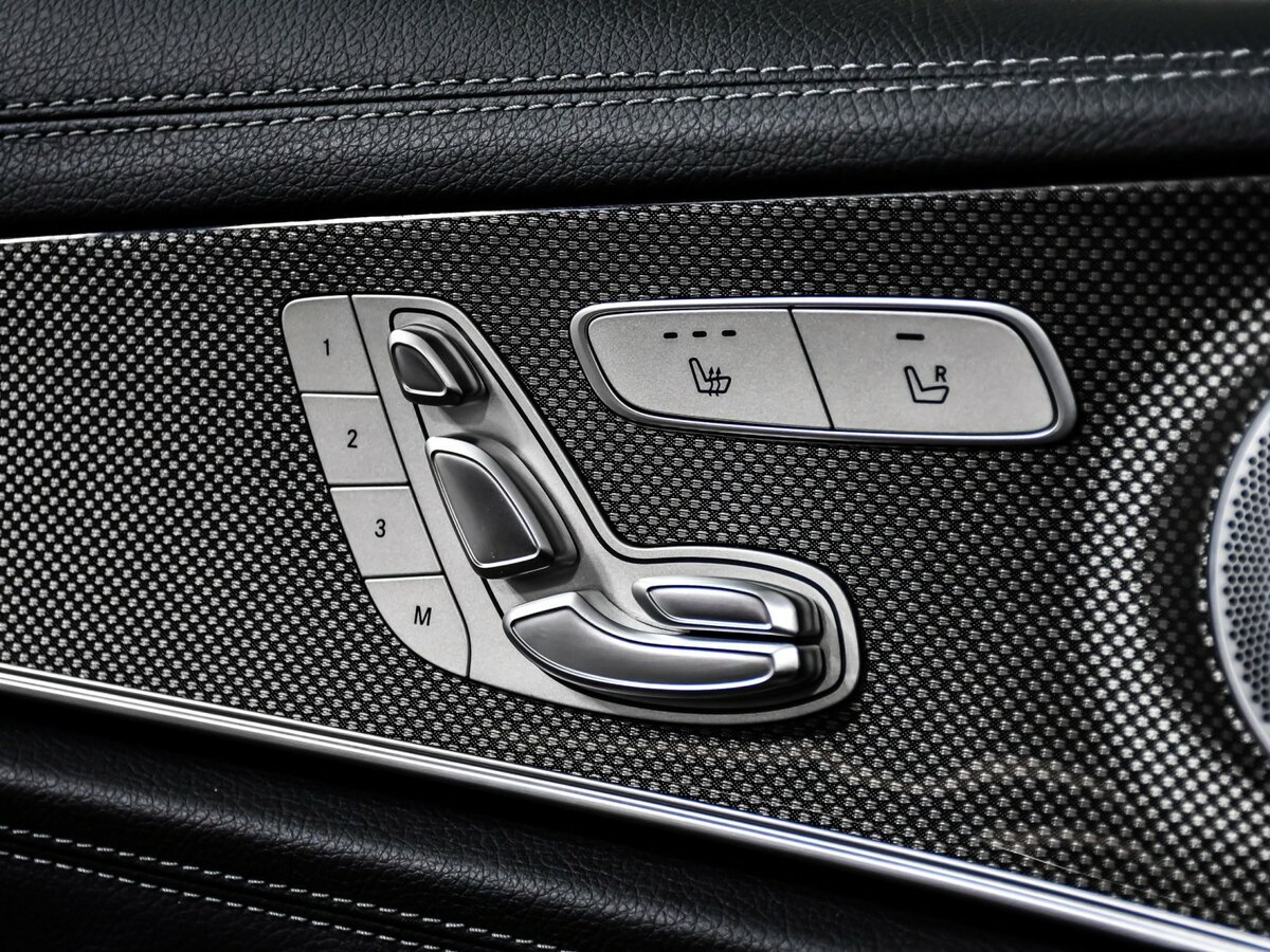 Mercedes-Benz E-Класс 2020 года с пробегом. Фото: #16