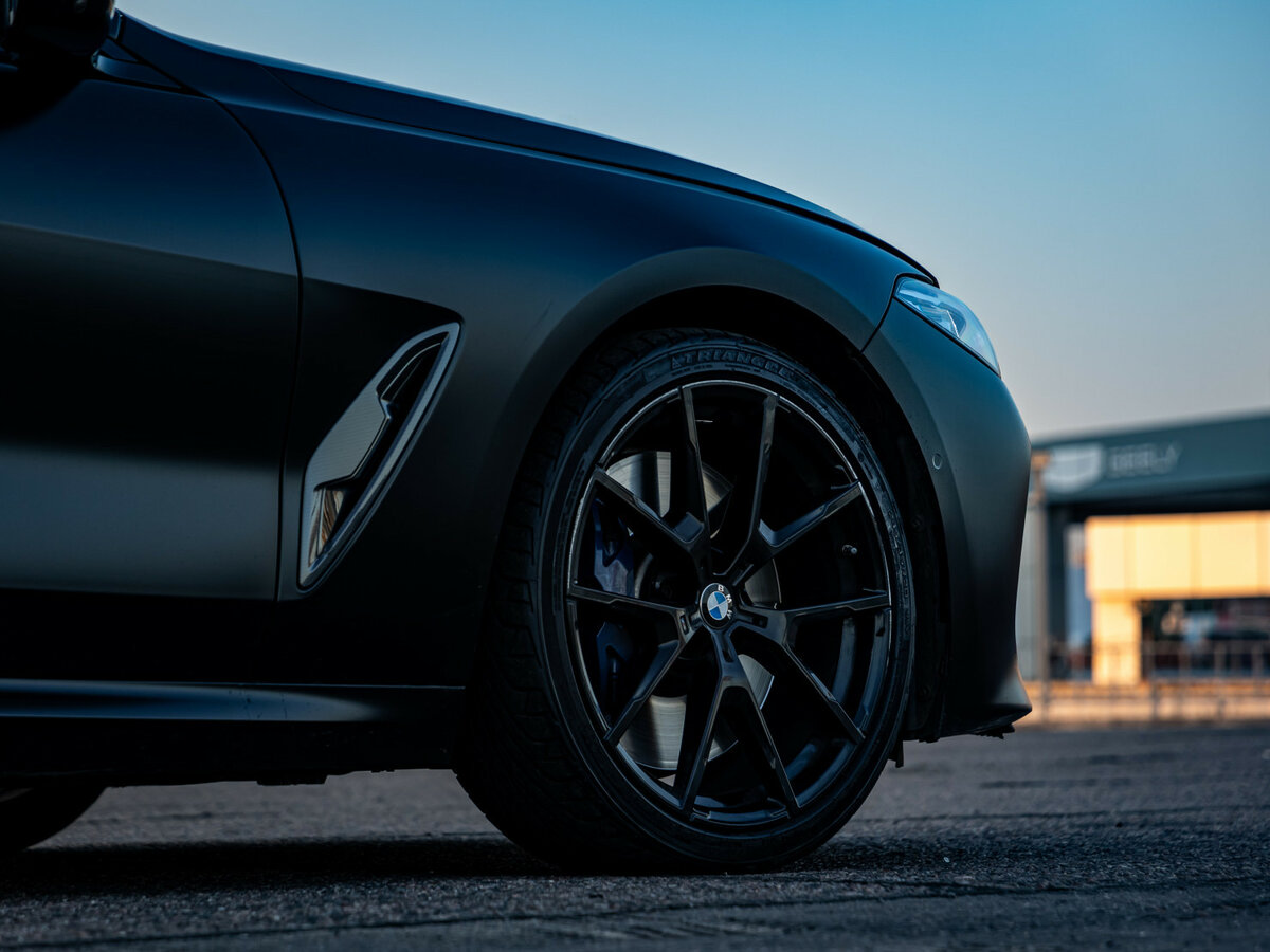 BMW 8 серии 2019 года с пробегом. Фото: #13