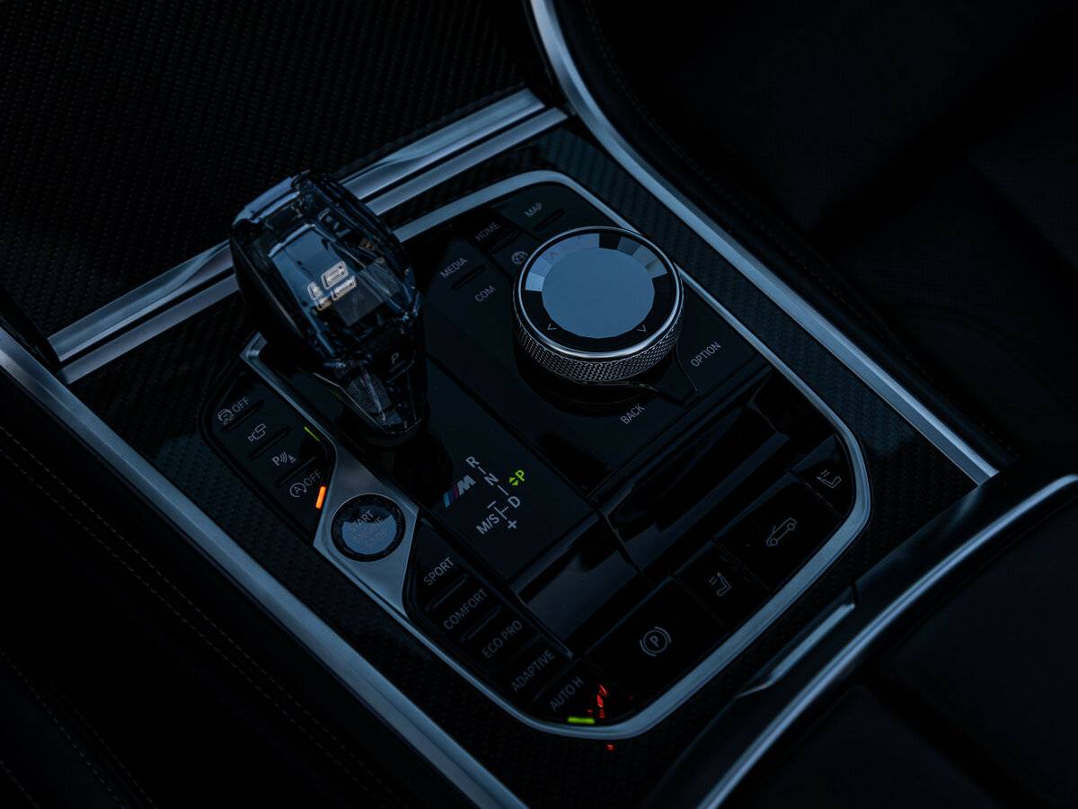 BMW 8 серии 2019 года с пробегом. Фото: #27