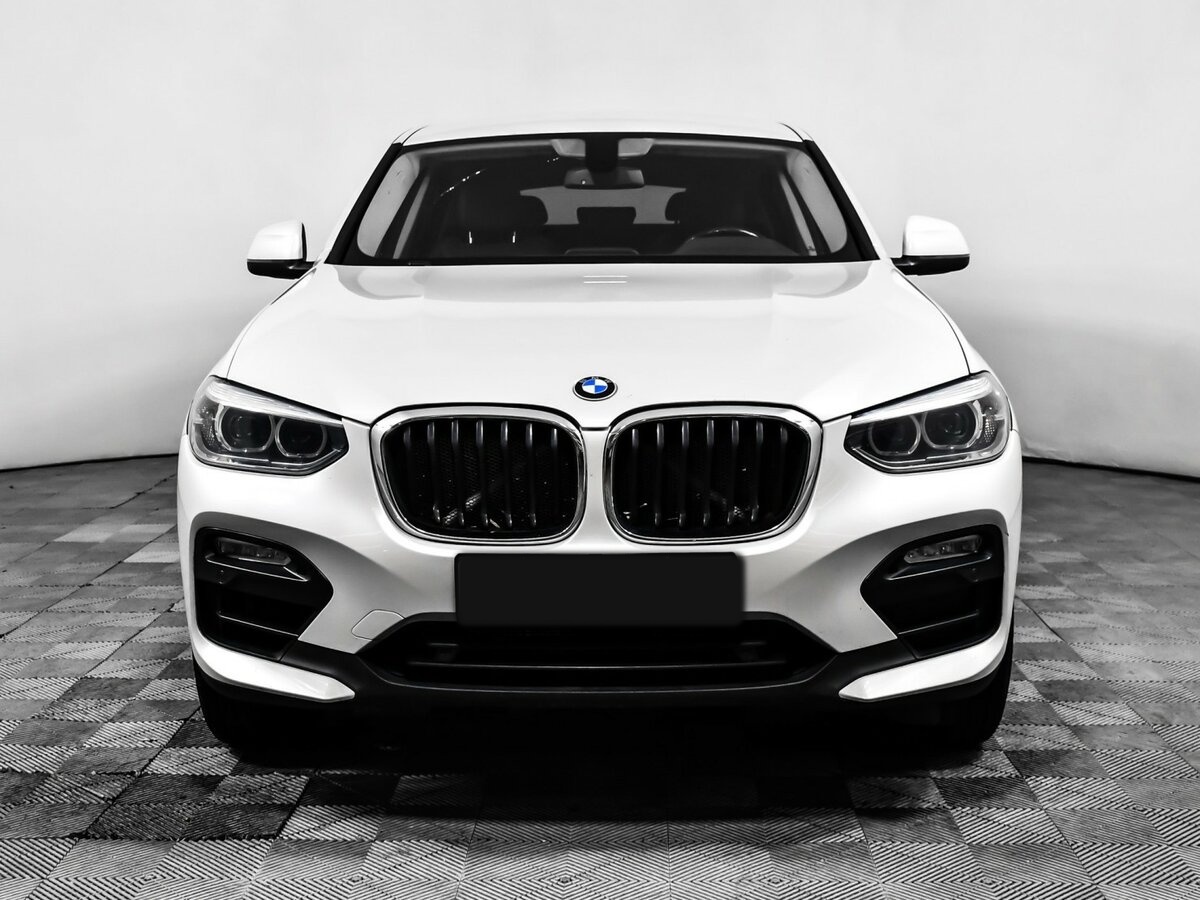 BMW X4 2018 года с пробегом. Фото: #1