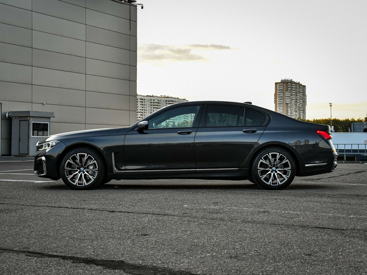 BMW 7 серии 2019 года с пробегом. Фото: #7