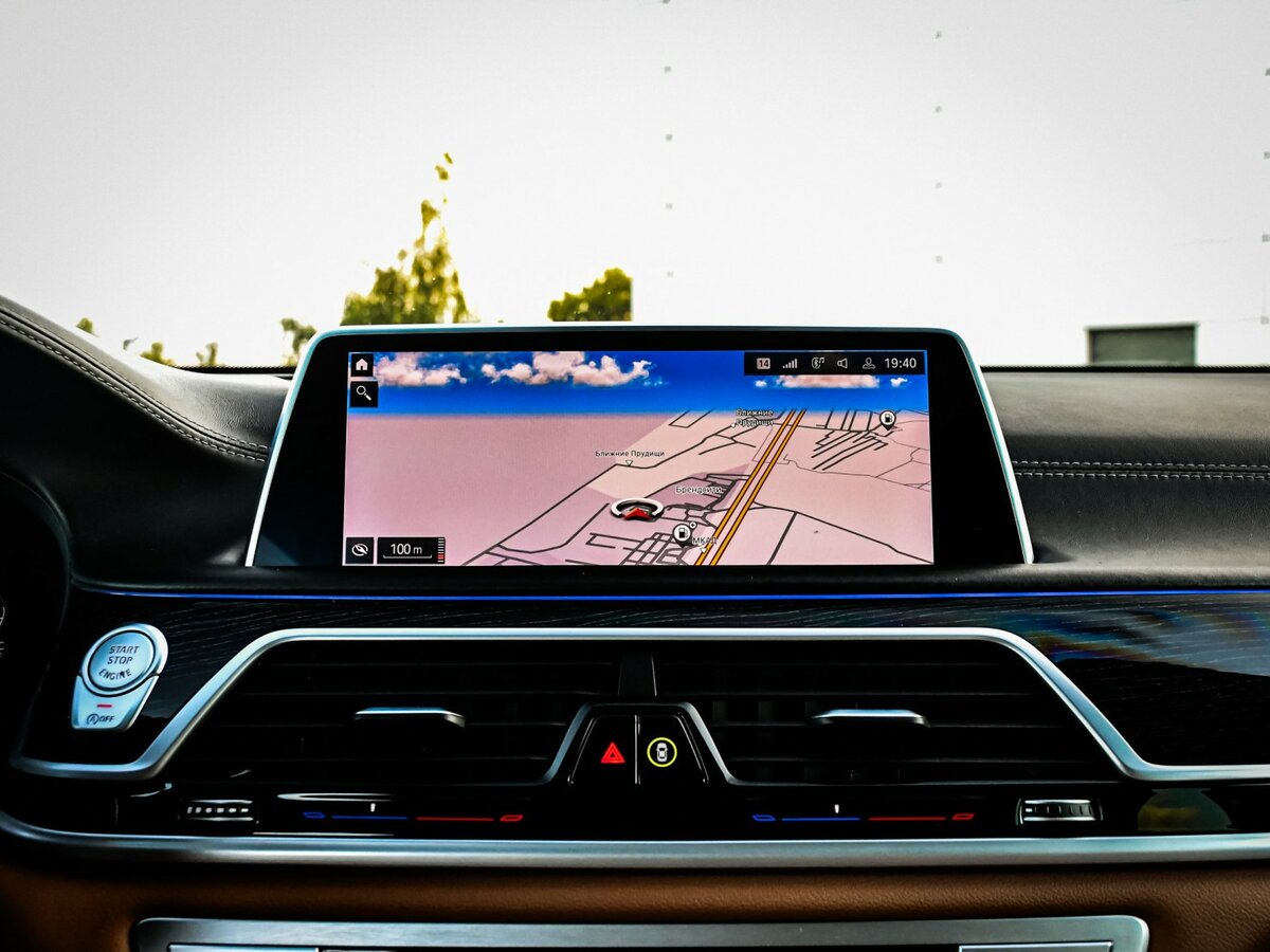 BMW 7 серии 2019 года с пробегом. Фото: #16