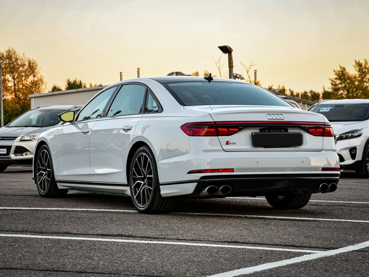 Audi S8 2020 года с пробегом. Фото: #5