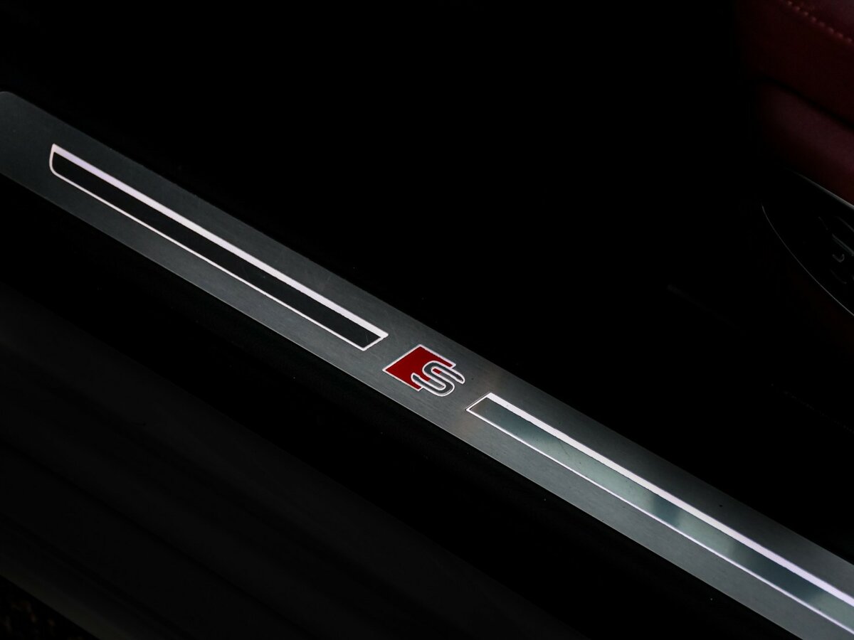 Audi S8 2020 года с пробегом. Фото: #20