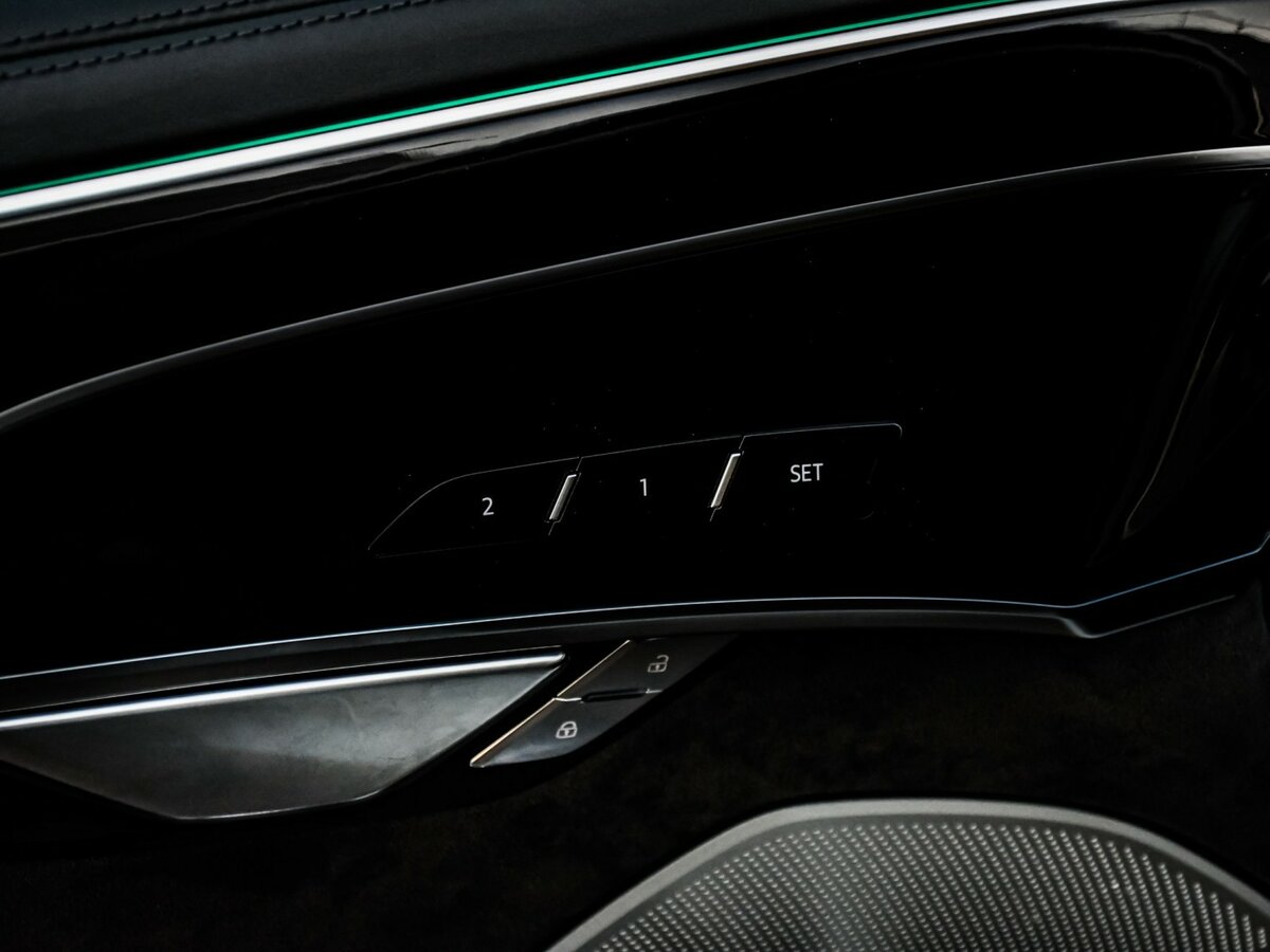 Audi S8 2020 года с пробегом. Фото: #21