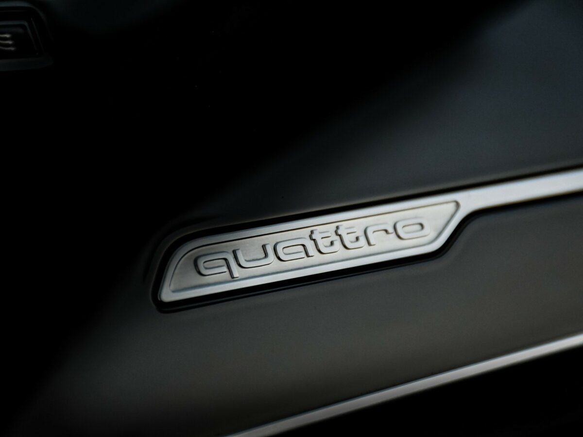 Audi S8 2020 года с пробегом. Фото: #27