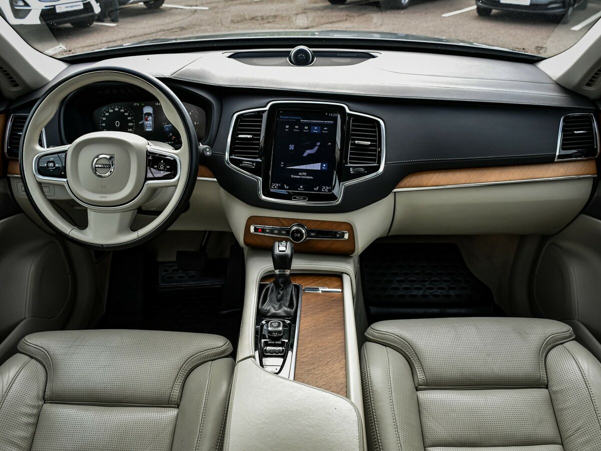 Volvo XC90 2019 года с пробегом. Фото: #10