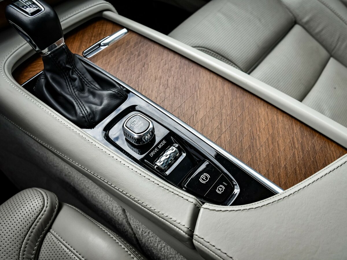 Volvo XC90 2019 года с пробегом. Фото: #15